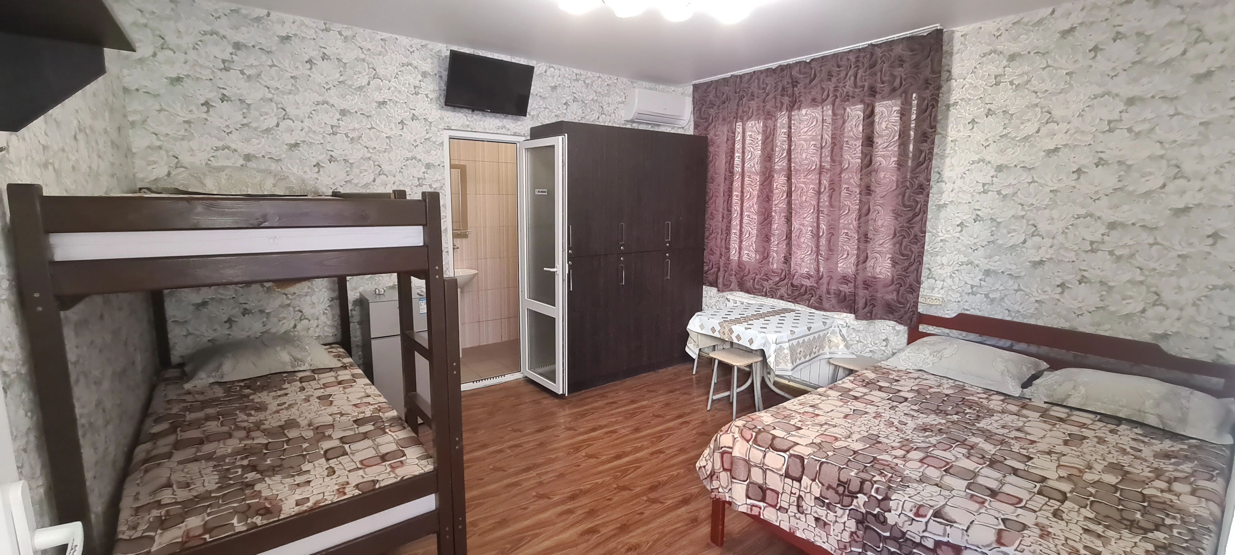 4 местный номер с удобствами